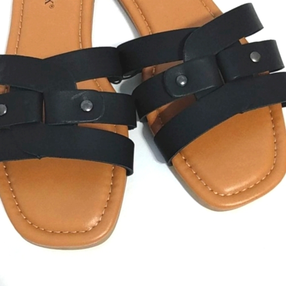 KATE PARK STRAPPY SLIP-ON FLAT SANDALS NWOT SIZE 6 - Picture 3 of 11